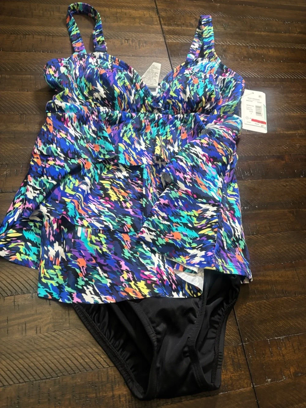 Swim Solutions Multicolor Ruffle Tankini with Black Bottoms Size 8 
#00016 - Picture 4 of 10